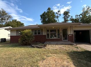 1521 W Dallas St, Wichita, KS 67217