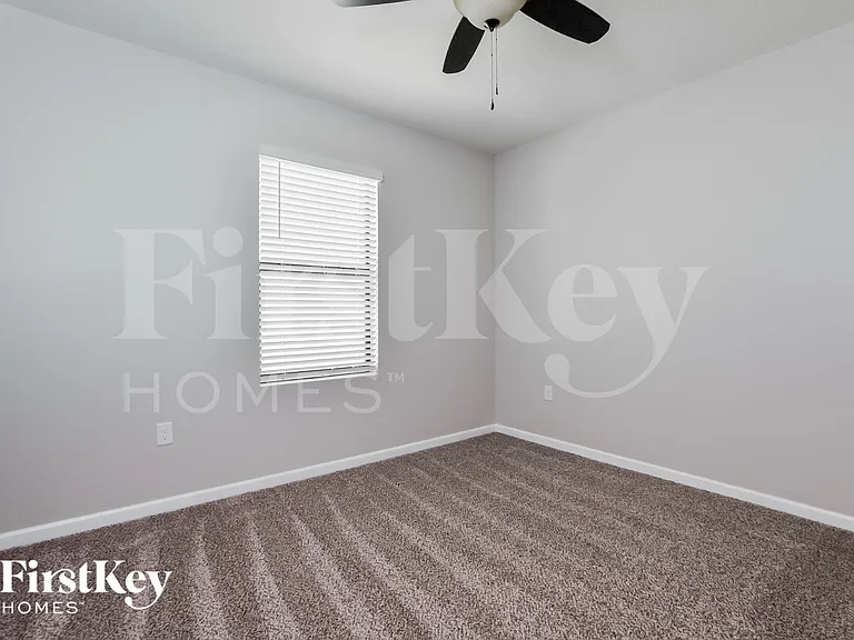 3738 Loggerhead Ln — Photo 12