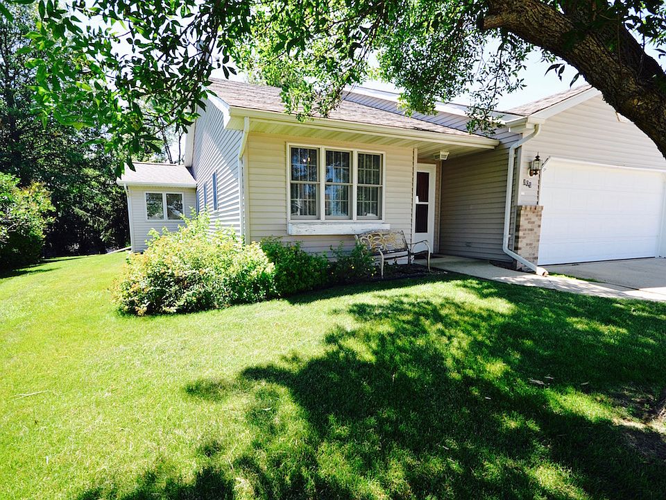 1st image of 100 Westridge Ct