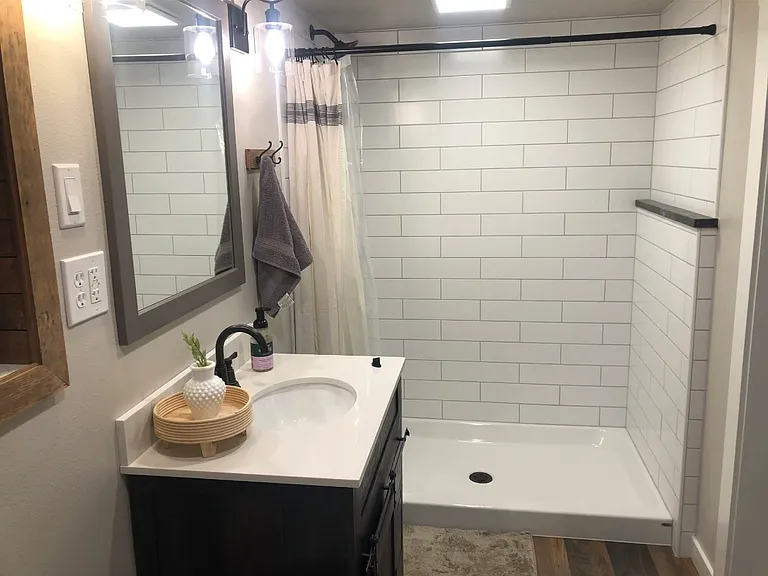 1675 Jefferson St NE — Photo 16