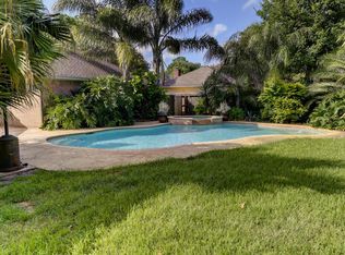 15926 Manor Square Dr, Houston, TX 77062