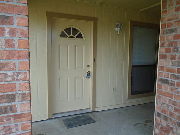 2nd image of 7505 Connie Ln