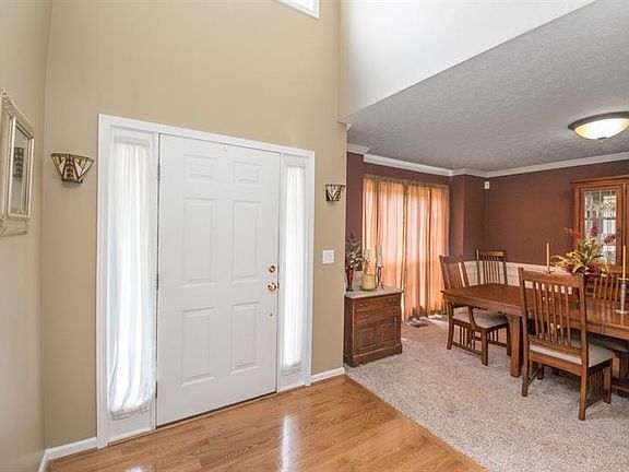 5th image of 1359 Fountain View Dr