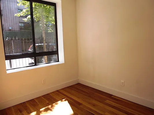 Rented by Sam Management Group, LLC | media 22