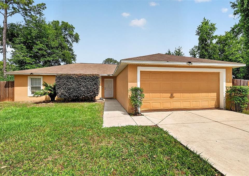 1st image of 5 Hemlock Radial Ln