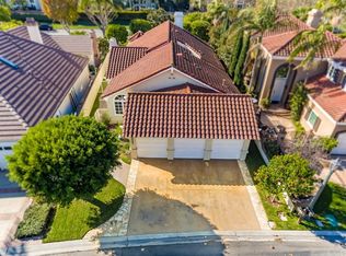19325 Woodlands Dr, Huntington Beach, CA 92648