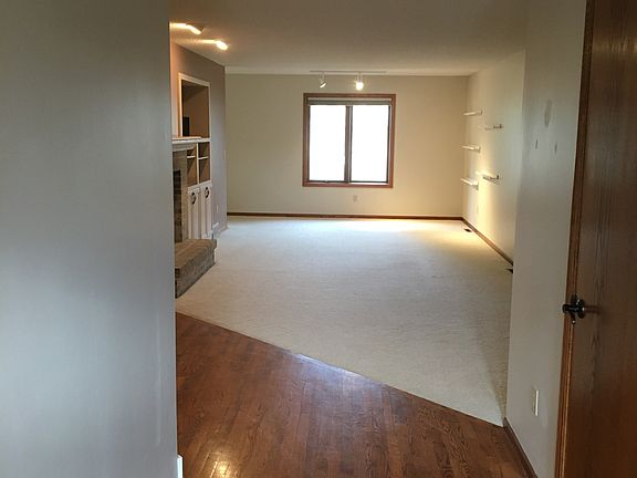 3rd image of 14661 Sherwood Pl