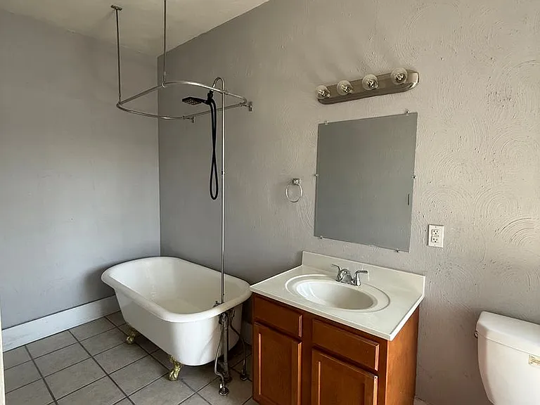 1608 Lowrie Street — Photo 6
