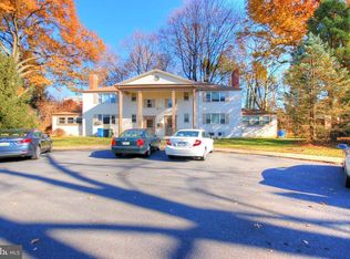 3 Harvard Pl, Camp Hill, PA 17011