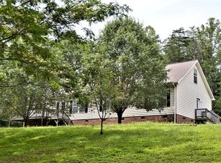 261 Foulks Rd, Madison, NC 27025