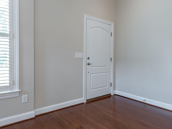 5th image of 3613 Cattail Lane