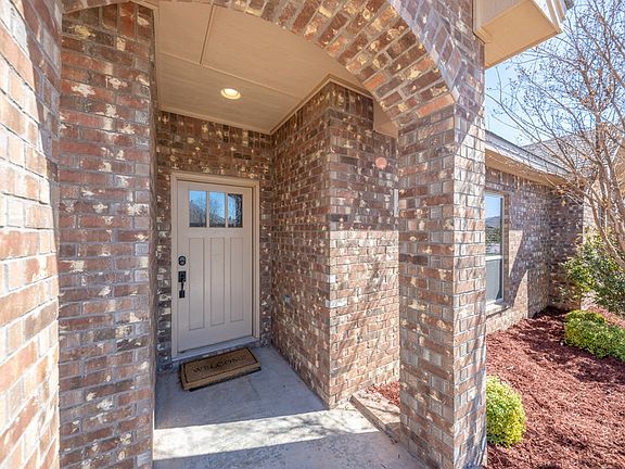 3rd image of 6010 Pedernales Dr