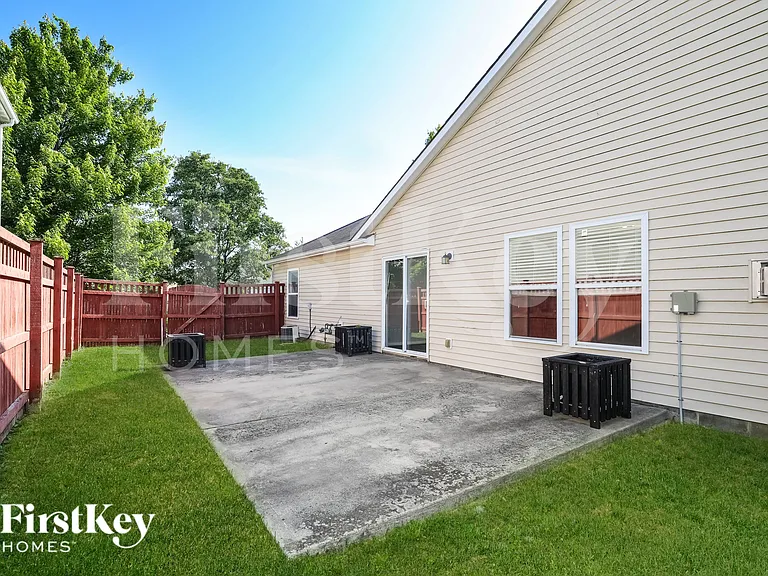 12168 Lindley Dr — Photo 17
