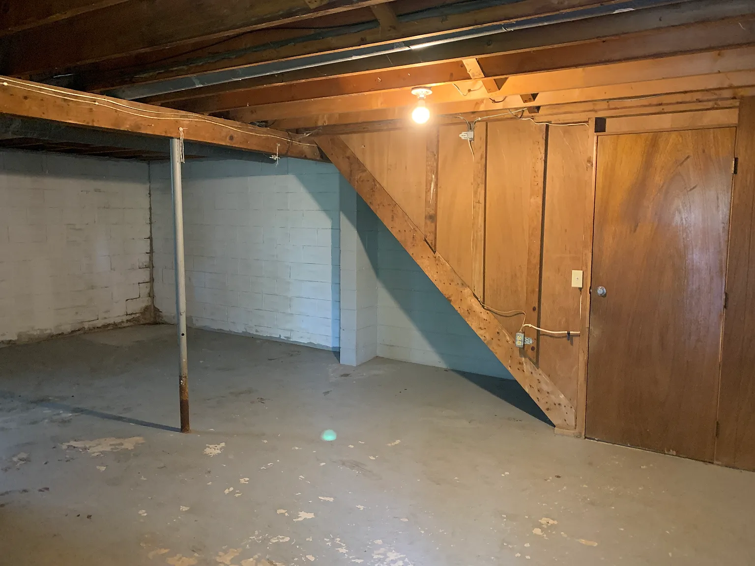 2 bed, 1000 sqft, $1,200 — Photo 2