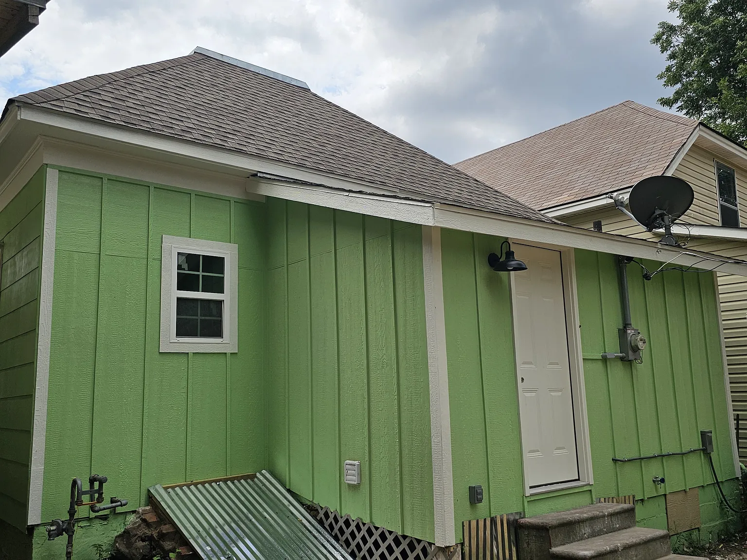 706 E Harrison Ave — Photo 2