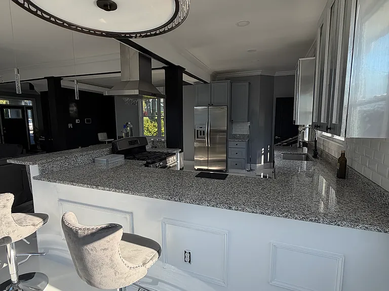 6409 Brook Ave — Photo 7