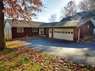 888 Latonka Dr, Mercer, PA 16137