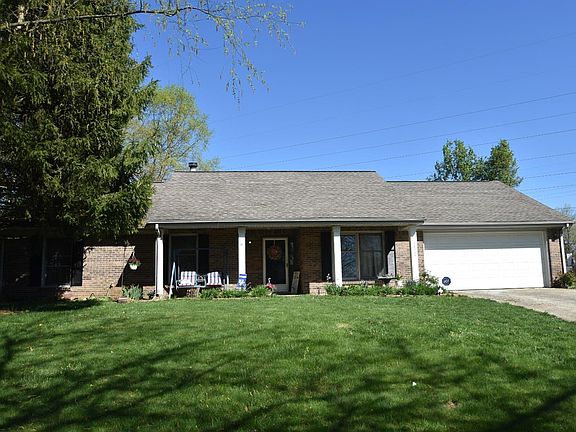 3rd image of 4092 Hillside Dr