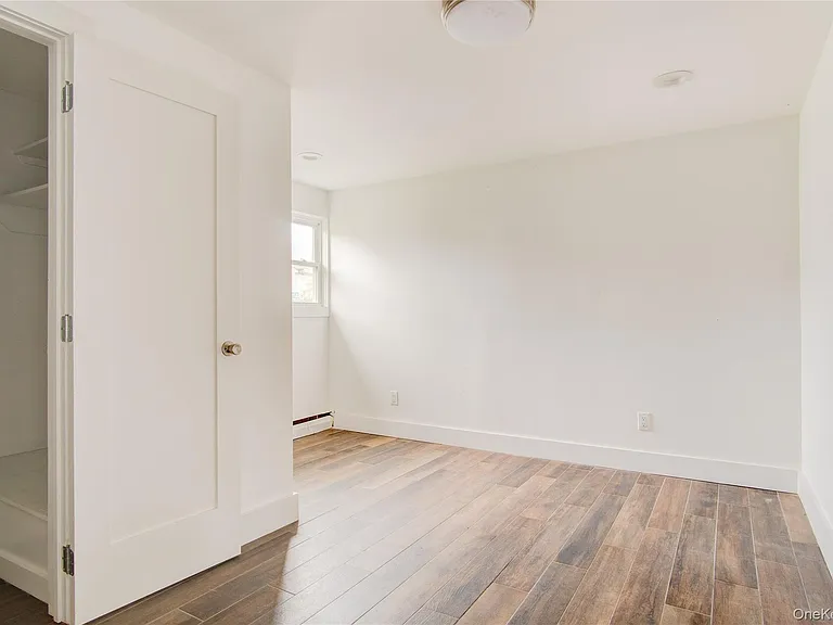 867 Bryant St — Photo 22