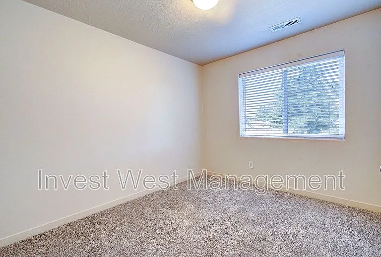 5215 NE 83rd Pl — Photo 18