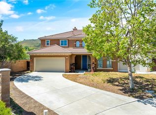 27413 Yellow Wood Way, Murrieta, CA 92562