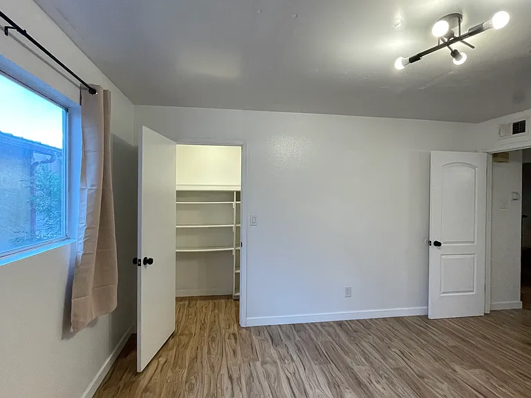 2817 Muriel St NE — Photo 9