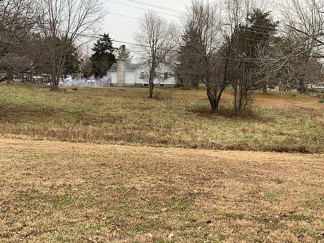 2nd image of 2612 Hill St