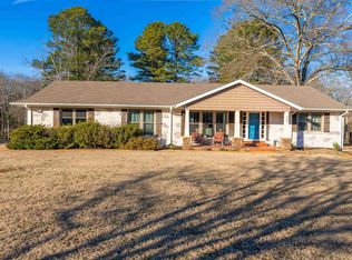 106 Rivermont Dr, Sheffield, AL 35660