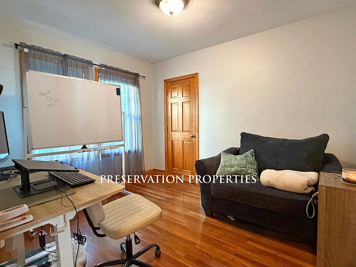 19 Milton Ave — Photo 3