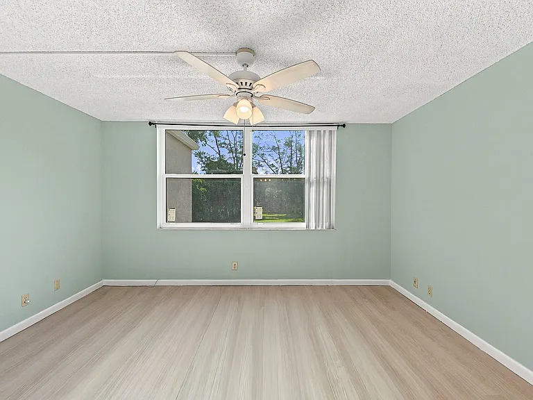 950 NW 80th Ave #204 — Photo 17