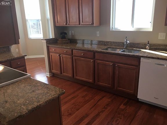 5th image of 6551 Prairie Dunes Dr