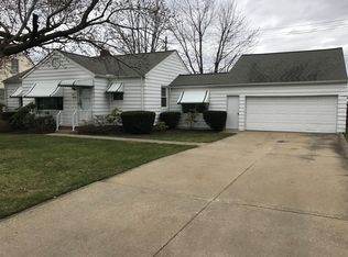 1575 Woodrow Ave, Mayfield Heights, OH 44124