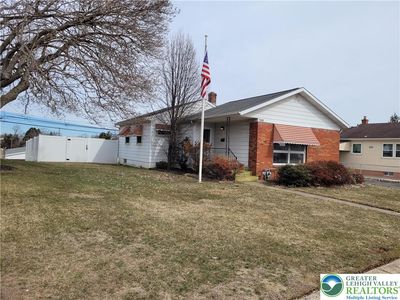 1568 Luzerne St, Bethlehem, PA, 18017