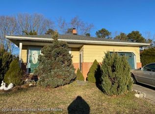 20 Biabou Dr, Toms River, NJ 08757