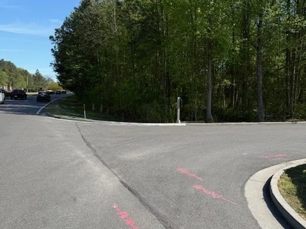 1401 E Laburnum Ave, Richmond, VA 23222