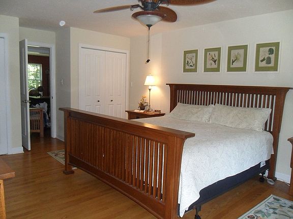 3rd image of 166 Clement Ave