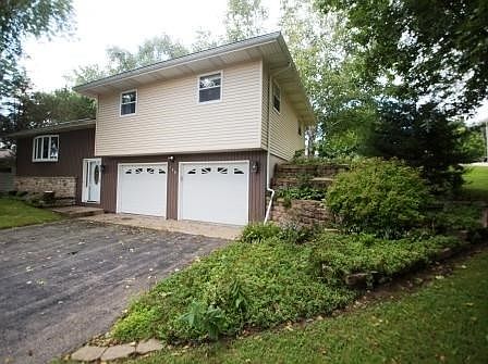 1st image of 109 Moorland Dr