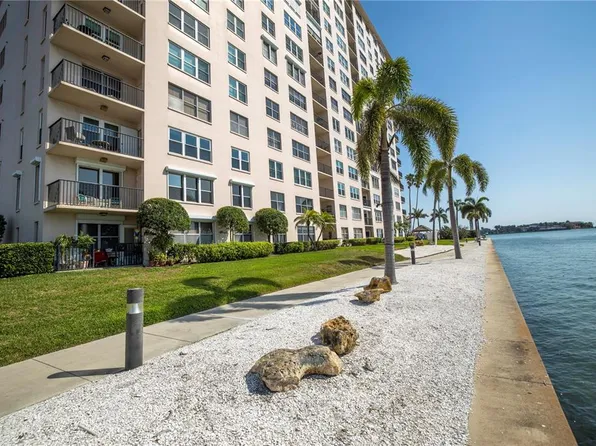 5220 Brittany Dr S APT 406, Saint Petersburg, FL 33715