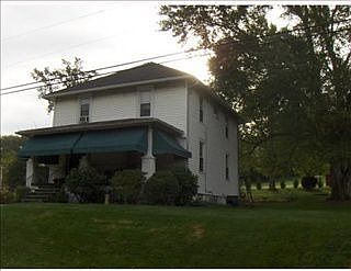1st image of 319 Sells Ln