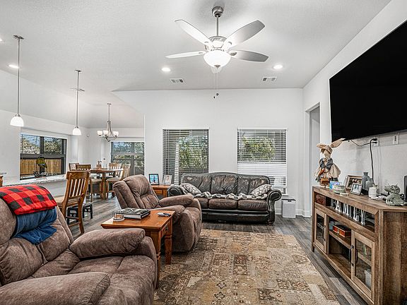 2nd image of 417 Elyse Rd