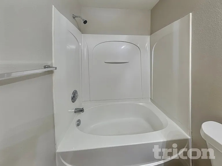 969 Willow Creek Dr — Photo 13