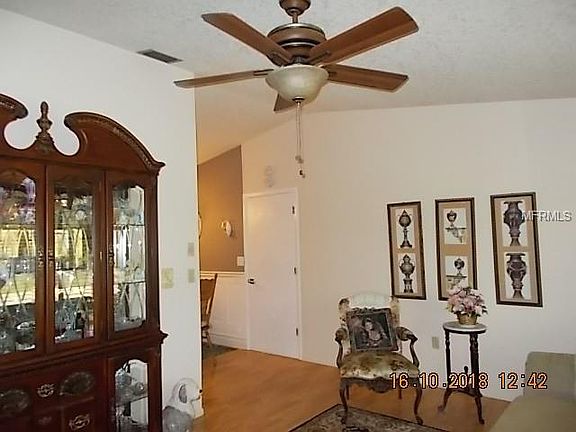 4th image of 224 De Leon Dr