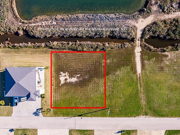 4th image of 1170 Lagoon Dr