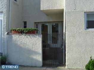 1214 S Clarion St, Philadelphia, PA 19147