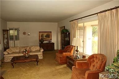 2nd image of 564 W Rosewood Ct