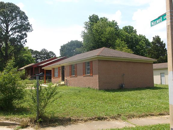 4th image of 150 Maxwell Dr