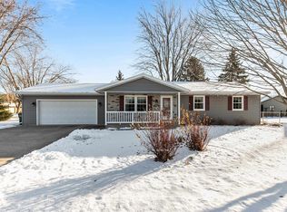 702 S Goldenrod Dr, Appleton, WI 54914