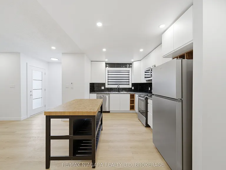 1361 Station St #1 — Photo 8