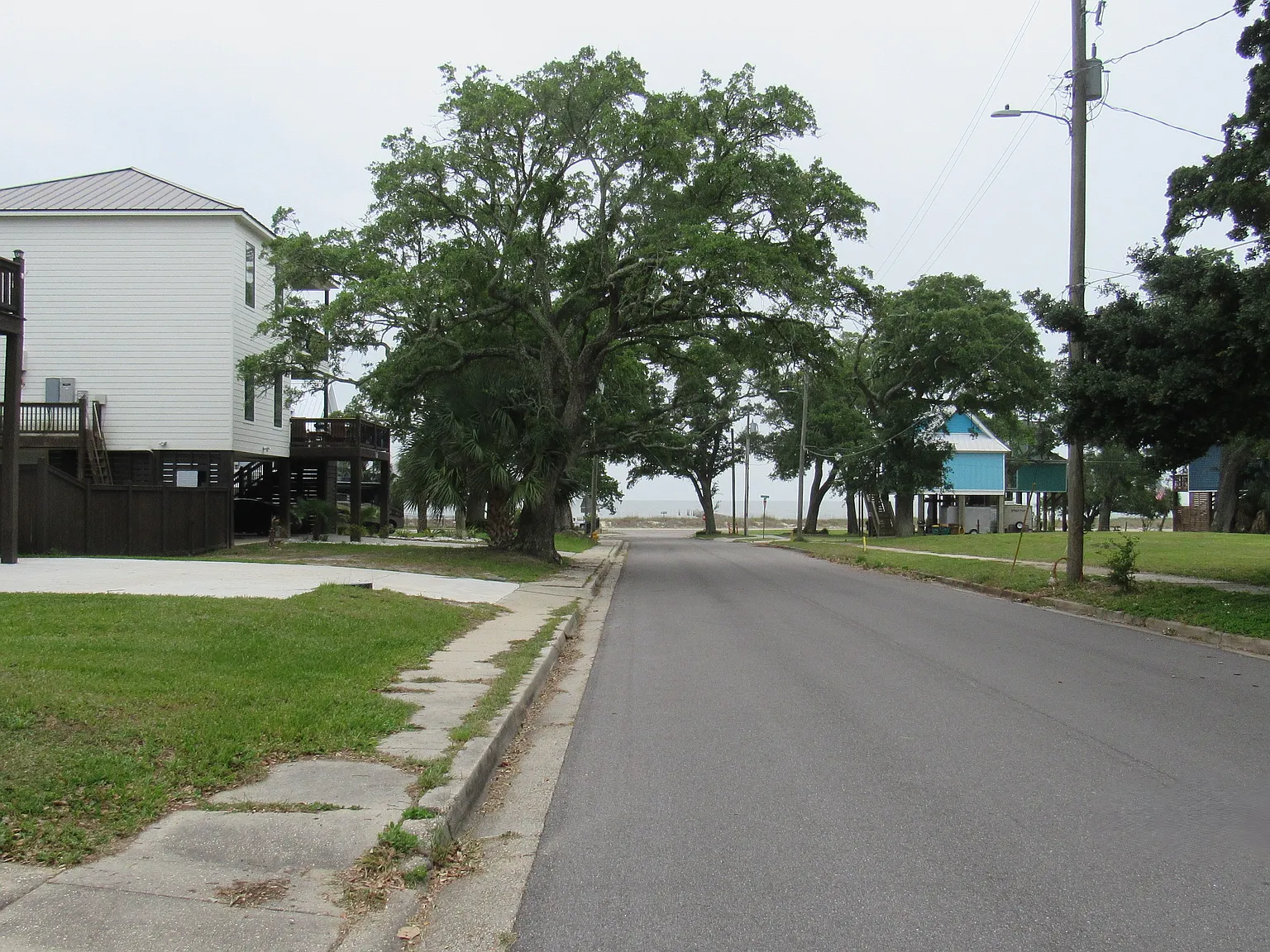 2 bed, 900 sqft, $2,000 — Photo 3