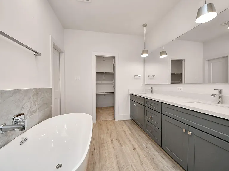 1044 Homer St — Photo 32